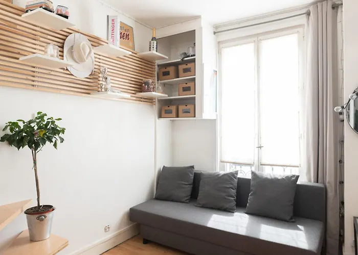 Cosy Apartment In Paris